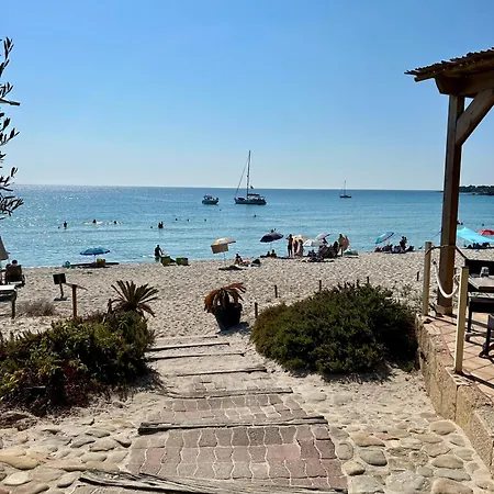 De Cannedda ホテル サリ・ソランザラ