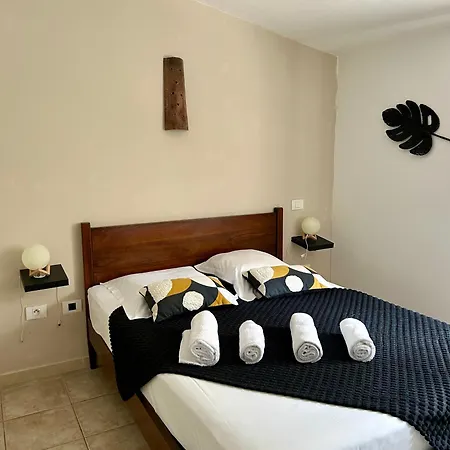 De Cannedda Bed & Breakfast