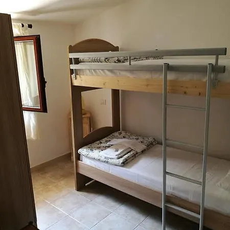 فندق De Cannedda 3*