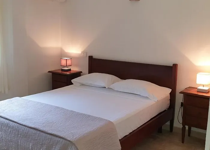 De Cannedda Hotel 3*