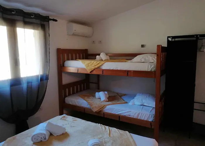 De Cannedda 酒店 3*