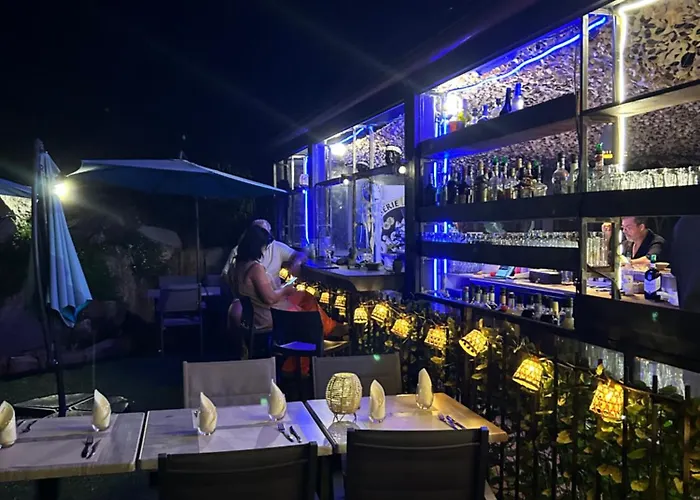 De Cannedda 酒店 3*